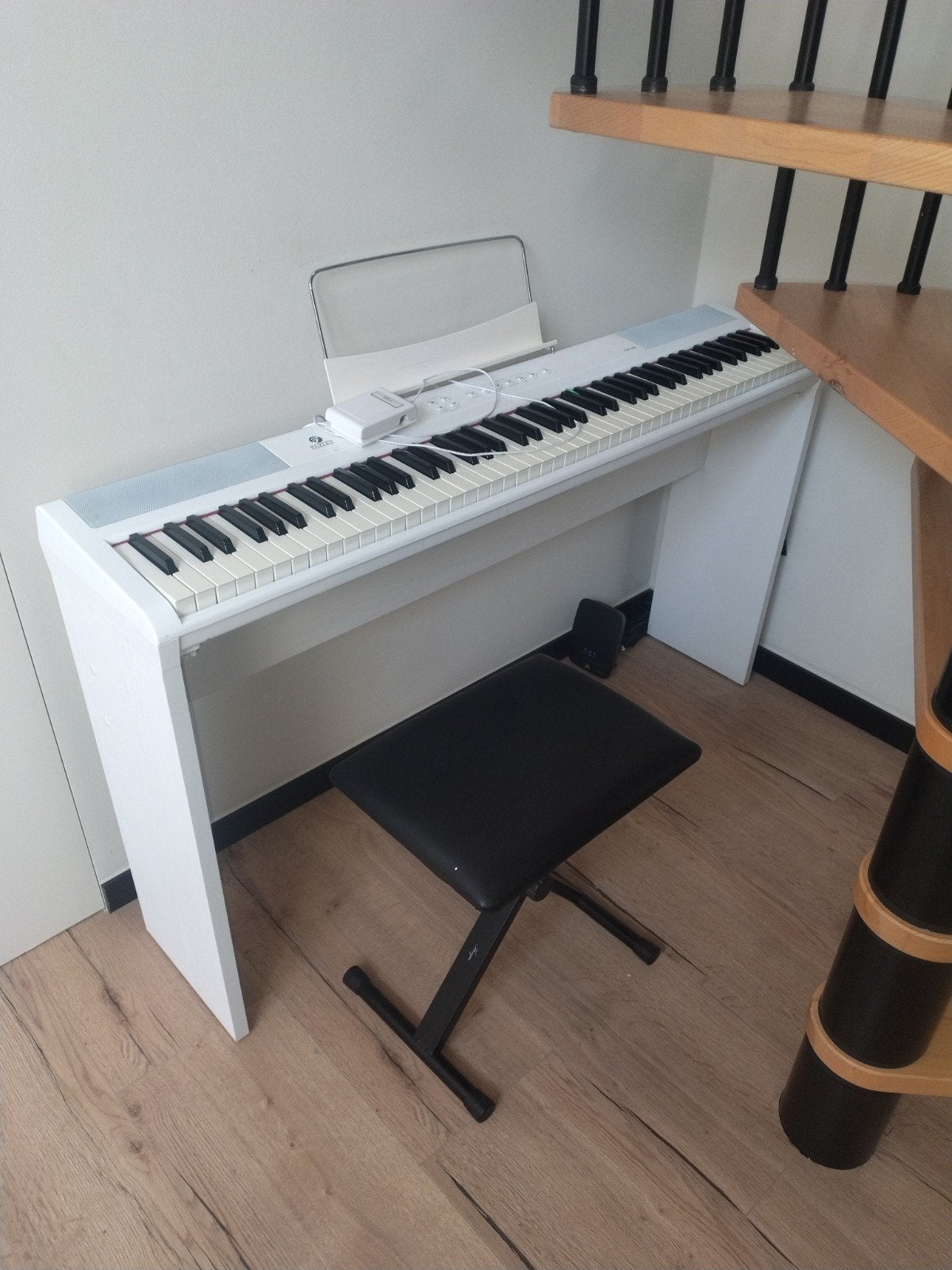Piano fazley digitale, Muziek en Instrumenten, Wit, Digitaal, Ophalen of Verzenden, Zo goed als nieuw