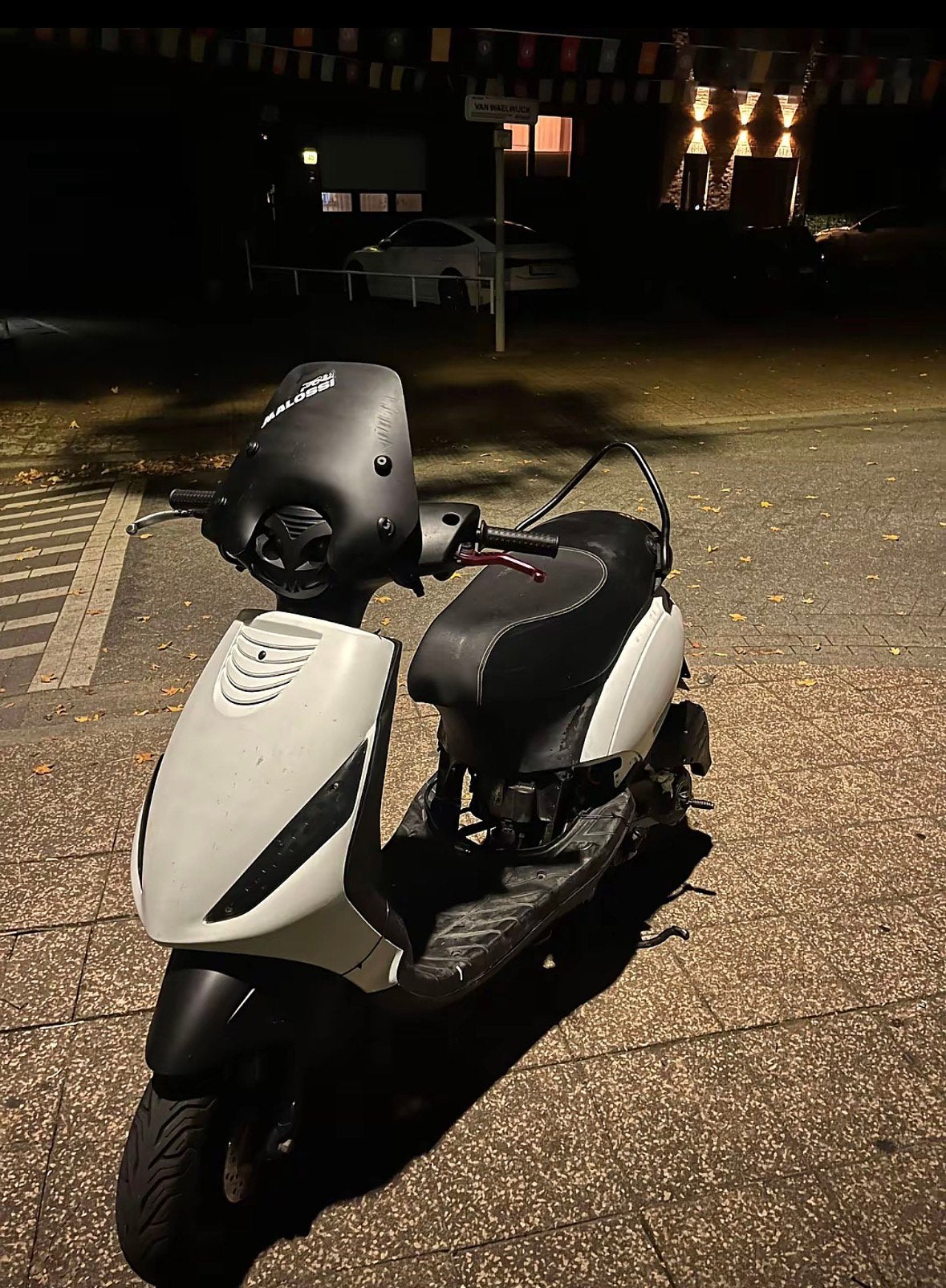 Hier bij verkoop ik mijn piaggo zip a klasse 80cc 12k km, Enlèvement, Comme neuf, Zip