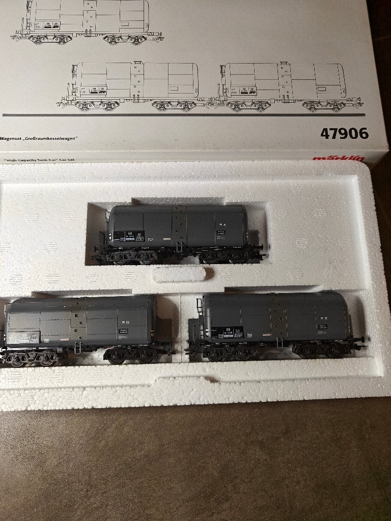 Coffret Marklin 47906 « Grosraumkesselwagen », Neuf, Enlèvement ou Envoi, Courant alternatif, Wagon