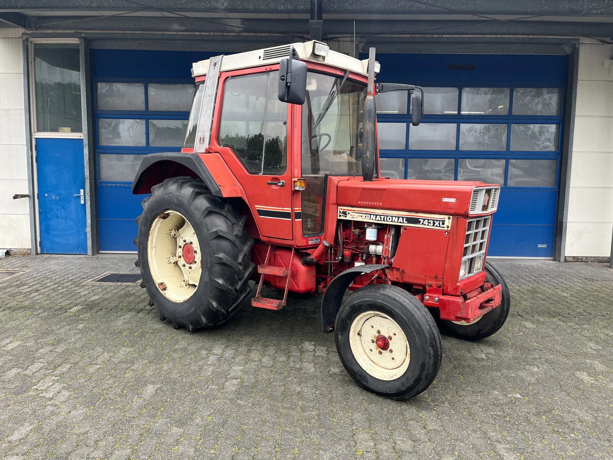 International 743XL (année de construction 1982), Articles professionnels, Agriculture | Tracteurs, 5000 à 7500, Autres marques