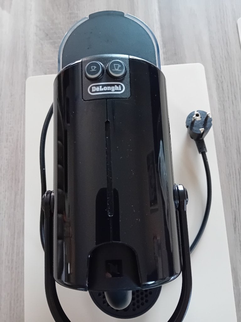 Nespresso Koffiemachine Delonghi, Ophalen, Koffiemachine, Zo goed als nieuw, 4 tot 10 kopjes