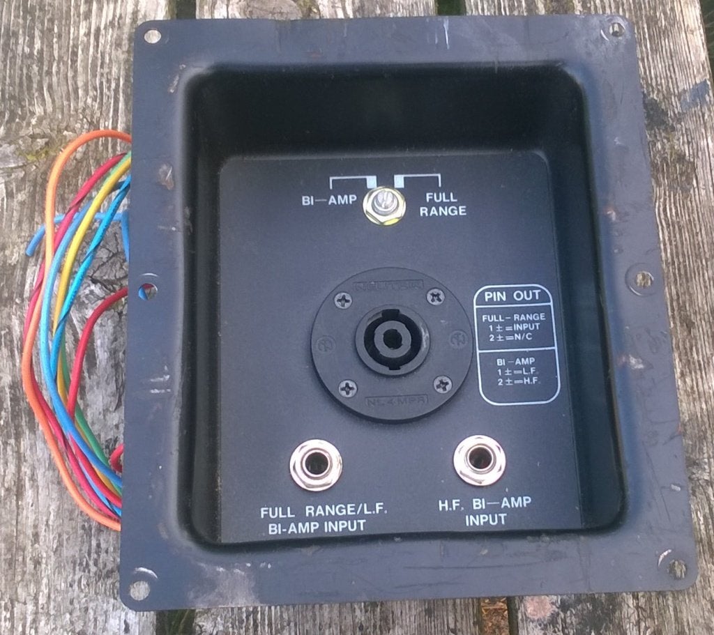 Luidsprekerfilter 2-weg, JBL 250 - 500 Watt, 150 watt of meer, Gebruikt, JBL, Overige typen