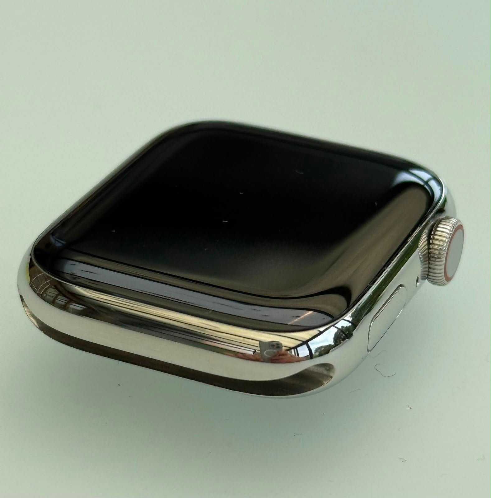 Apple Watch 7 - Boîtier Inoxydable Argent 45 mm, IOS, Comme neuf, Enlèvement, Argent
