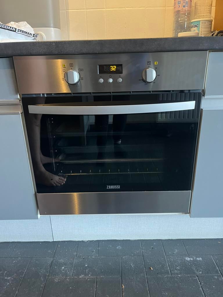 Oven Zanussi, Elektronische apparatuur, Hete lucht, Zo goed als nieuw, Oven met grill, Inbouw