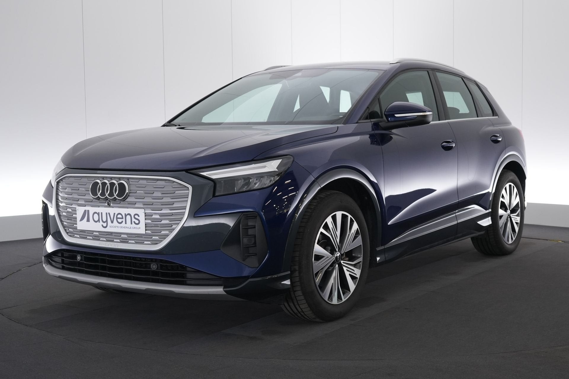 (2DXS860) AUDI Q4 E-TRON, Stof, Gebruikt, Overige modellen, Blauw
