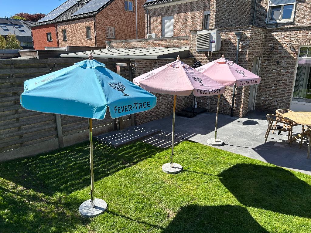 Parasol Fever Tree, Ophalen, Gebruikt, 1 tot 2 meter, Parasolvoet