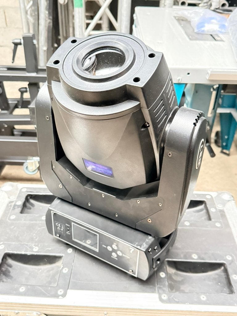 2 x Moving Head 90 Watt LED in flightcase, Ophalen, Zo goed als nieuw, Licht, Geluidgestuurd