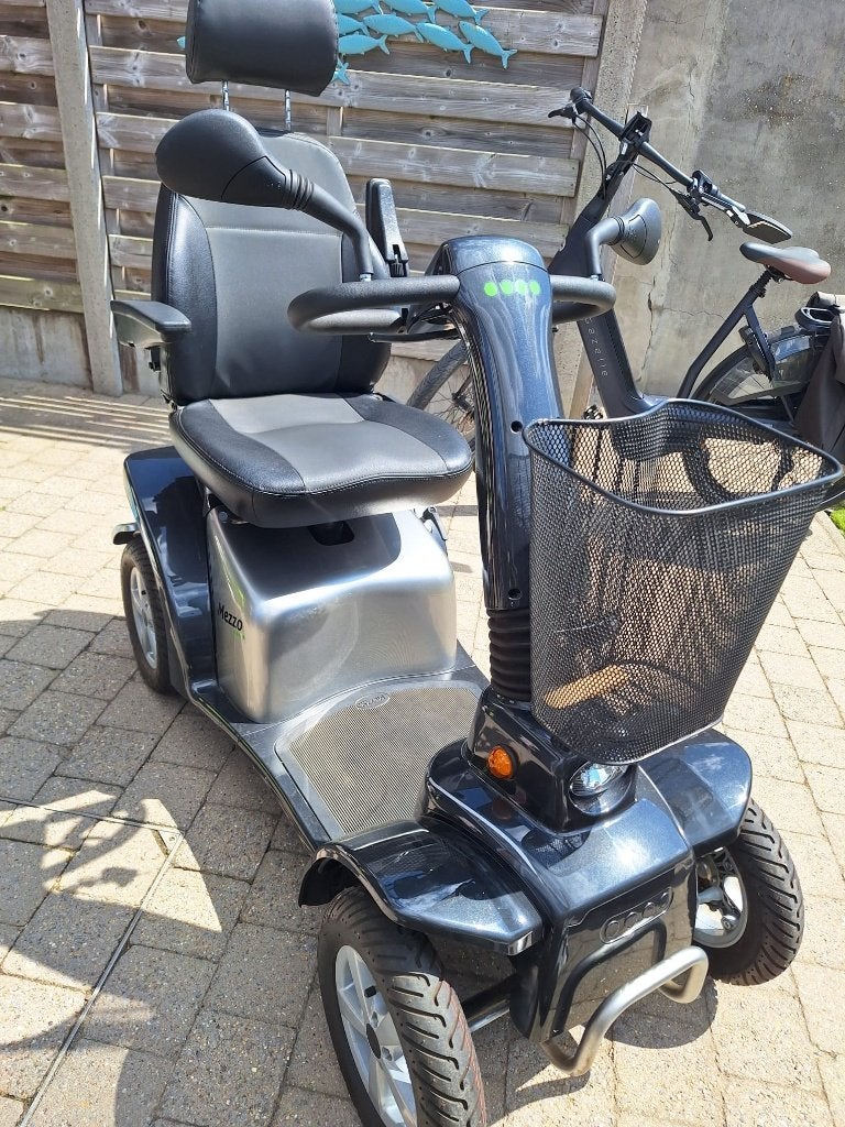 Electrische scootmobiel, Diversen, Brommobielen en Scootmobielen, Ophalen, Life and Mobility, Zo goed als nieuw, 16 km/u of meer