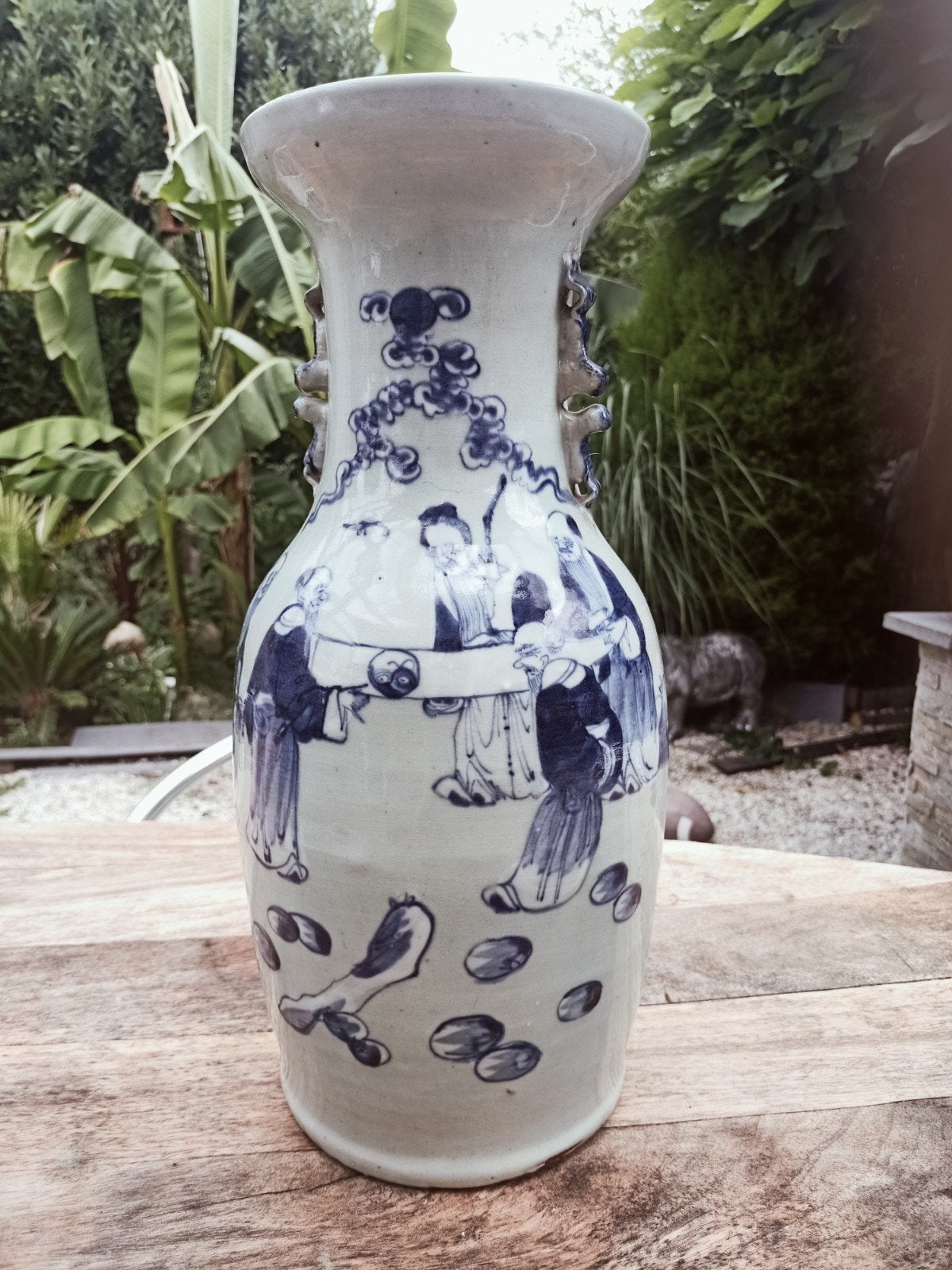 Chinese blauw witte vaas celadon met personages 43 cm, Ophalen