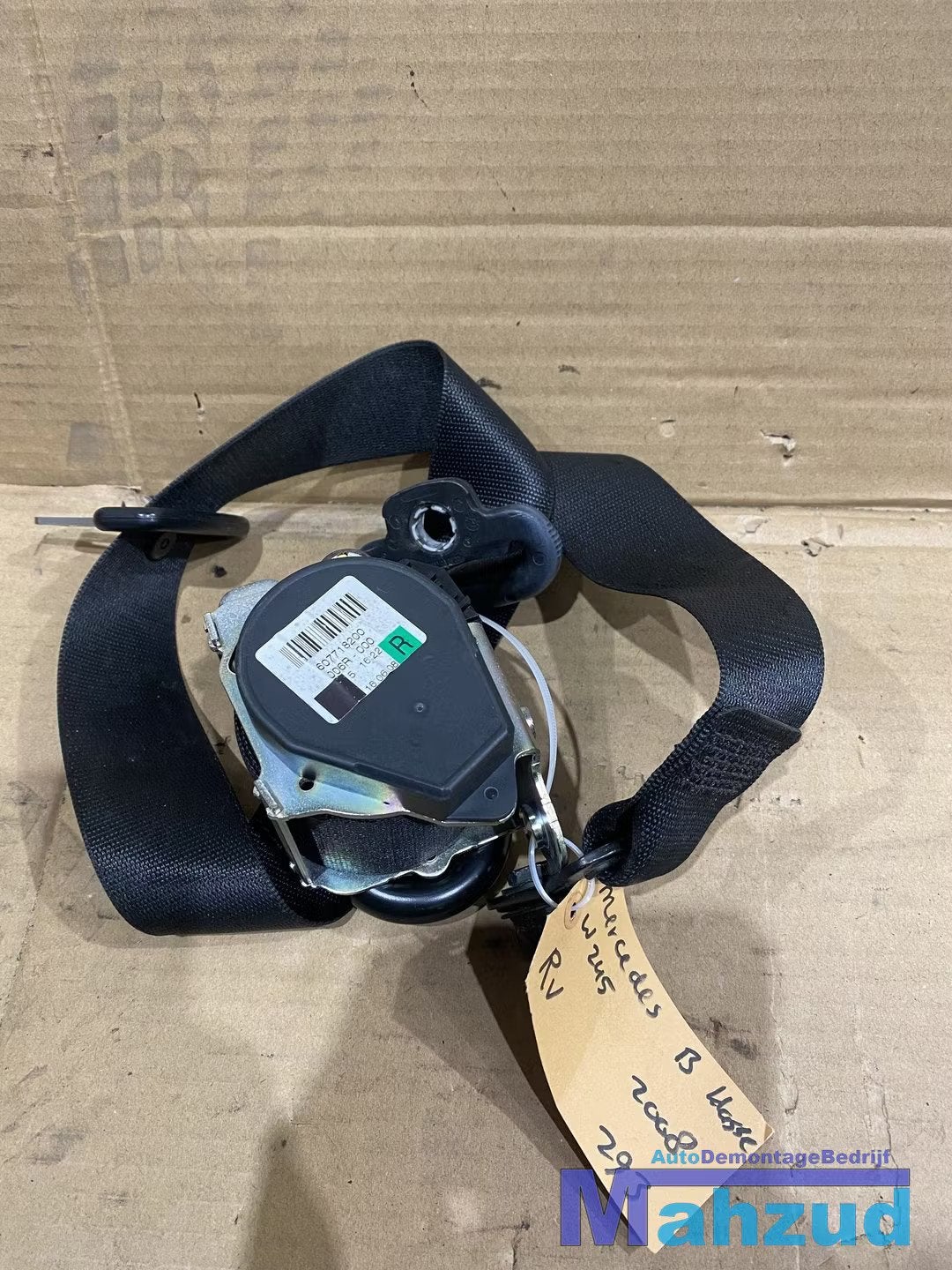 MERCEDES B-KLASSE W245 Rechts voor gordel 2005-2011 60771820, Mercedes-Benz AG, Mercedes-Benz, Utilisé, Mercedesstrasse 120
70372  Stuttgart, DE