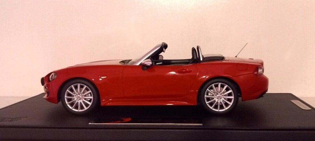 1/18 Fiat 124 Spider Anniversary Solid Red 2016 BBR C1815AV, Hobby & Loisirs créatifs, Enlèvement ou Envoi, Neuf, Voiture, Autres marques