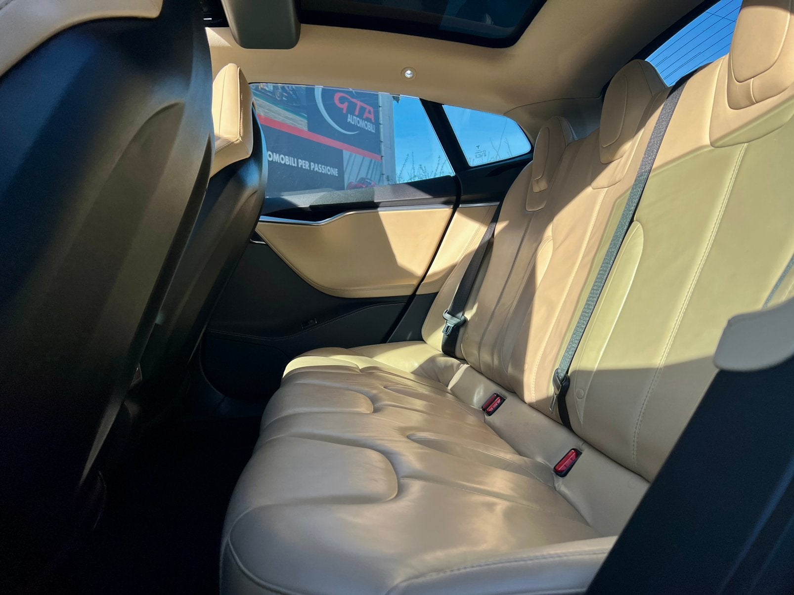 Tesla Model S, Autos, Tesla, Cuir, Achat, Entreprise, Model S