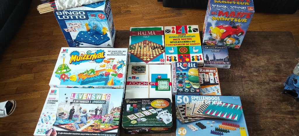 Jeux de société variés, Hobby & Loisirs créatifs, 1 ou 2 joueurs, Jeu de voyage, Enlèvement ou Envoi, MB spellen