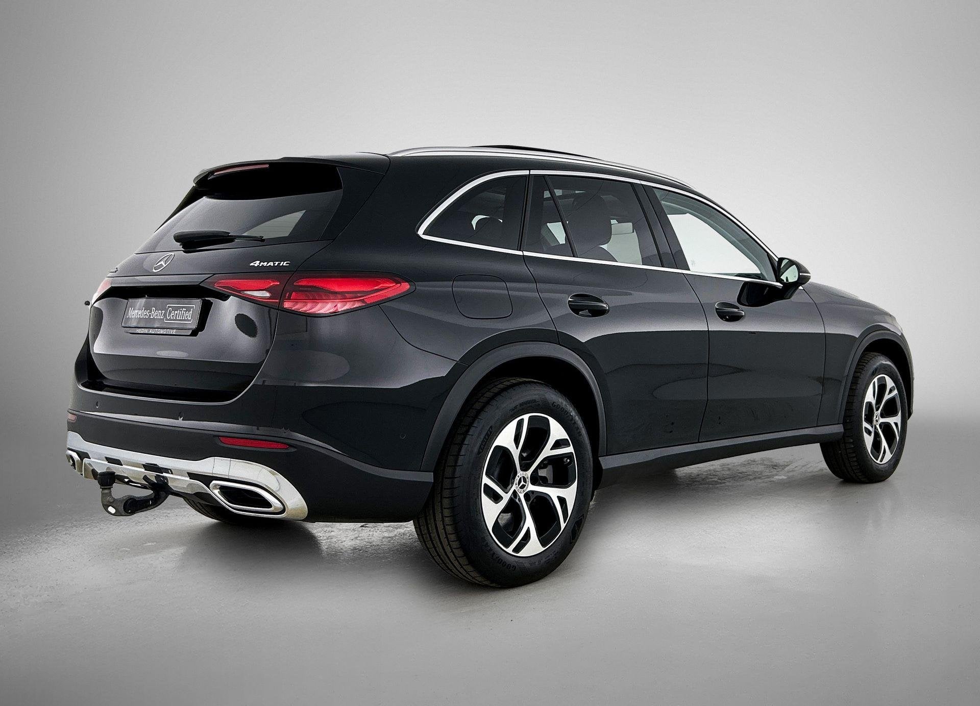 Mercedes-Benz GLC-Klasse 300 e 4Matic SUV Luxury Line | Pano, Auto's, Automaat, Dealer onderhouden, Stof, Gebruikt