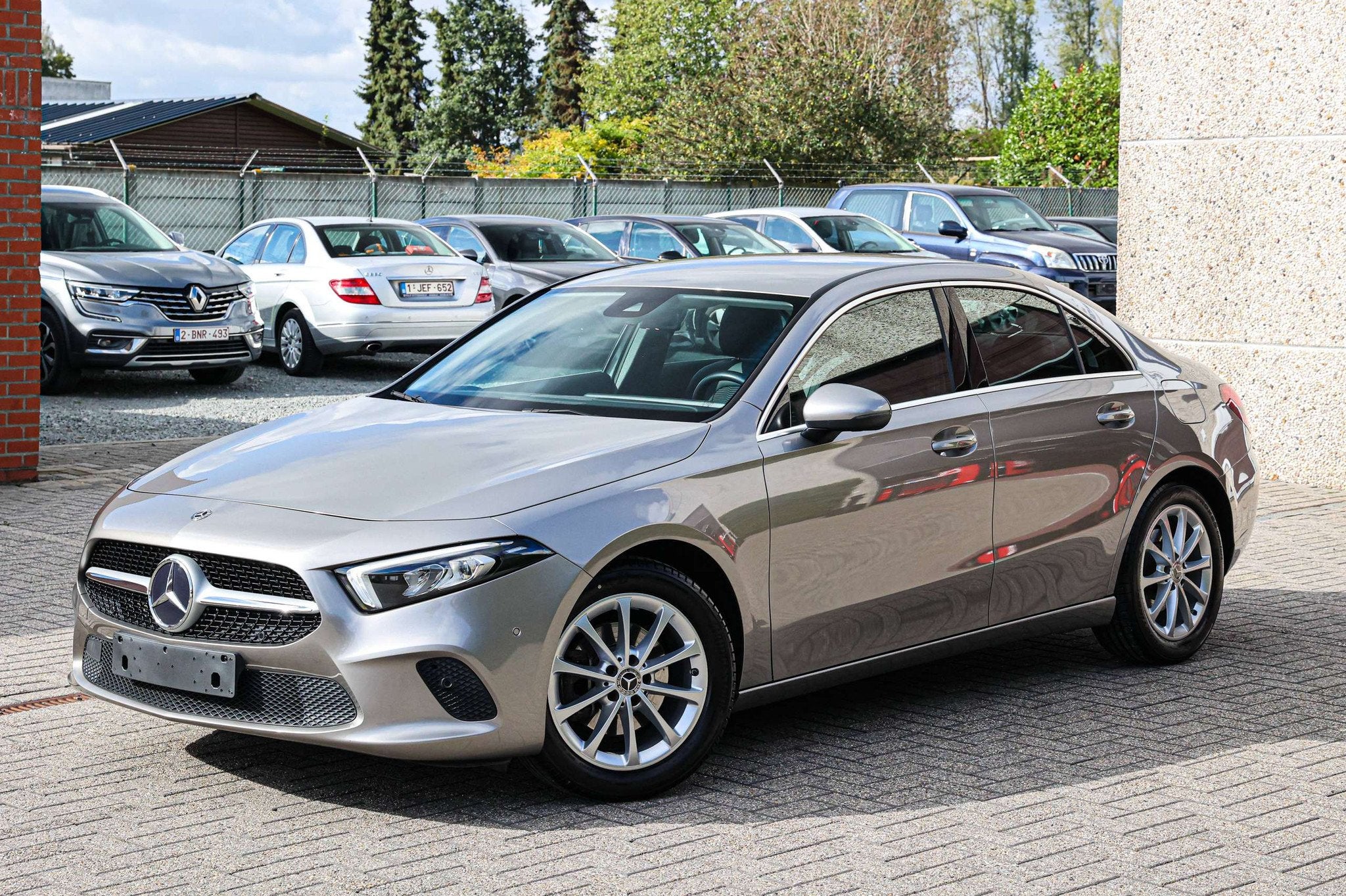 Mercedes-Benz A-Klasse 200 BUSINESS+PROGRESSIVE-UITVOERING*Z, Autos, 1385 kg, Achat, Entreprise, Phares entièrement LED