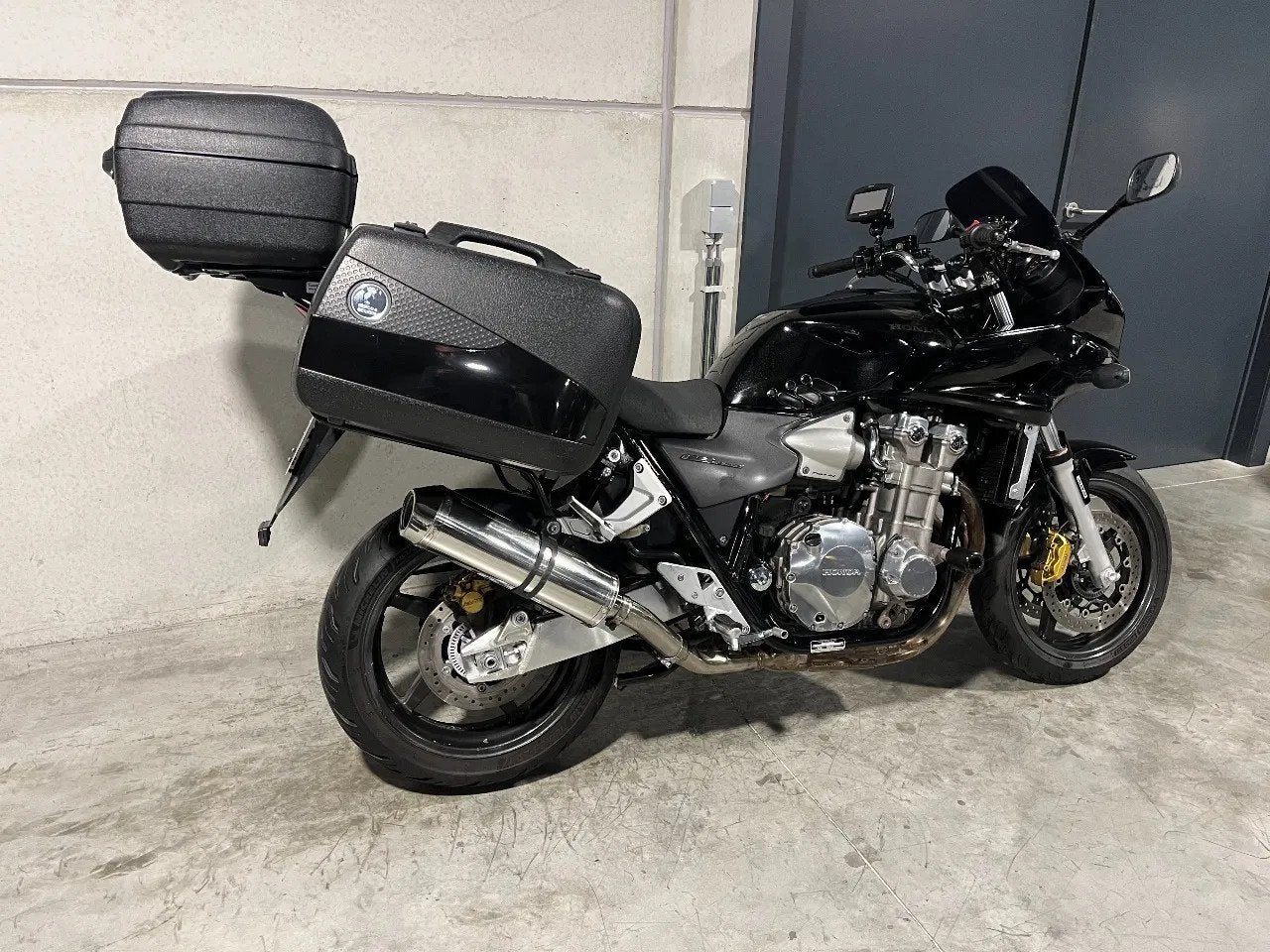 Honda CB1300S in toerbuffel versie, Motos, Motos | Honda, Tourisme, Entreprise, 1300 cm³