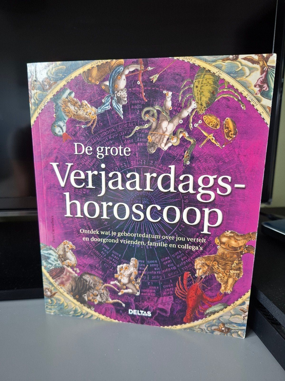 Pam Carruthers - De grote verjaardagshoroscoop, Livres, Ésotérisme & Spiritualité, Enlèvement, Pam Carruthers