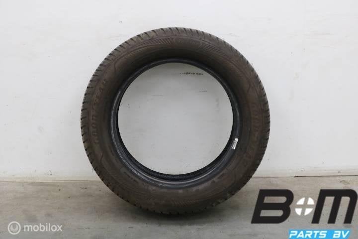 1 x 2056016 92H Goodyear Vector 4 Season met 5mm 205 60 16, Pneu(s), Utilisé