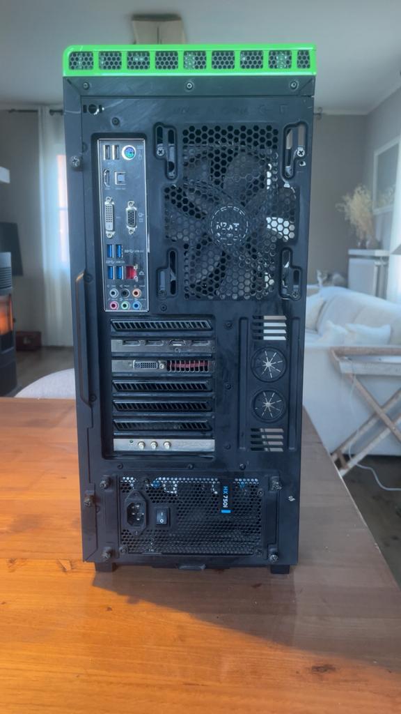 GAMECOMPUTER met CORE I7 & NVIDIA GEFORCE KAART, Enlèvement