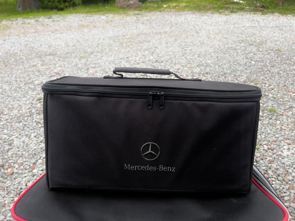 ORIGINELE MERCEDE BENZ LAADKABEL MET TAS NIEUWE ONGEBRUIKT, Auto diversen, Laadpalen, Ophalen of Verzenden, Zo goed als nieuw