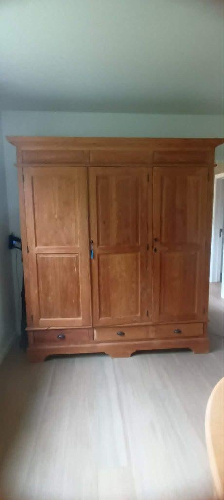 Kast in teak, Huis en Inrichting, Ophalen, Gebruikt