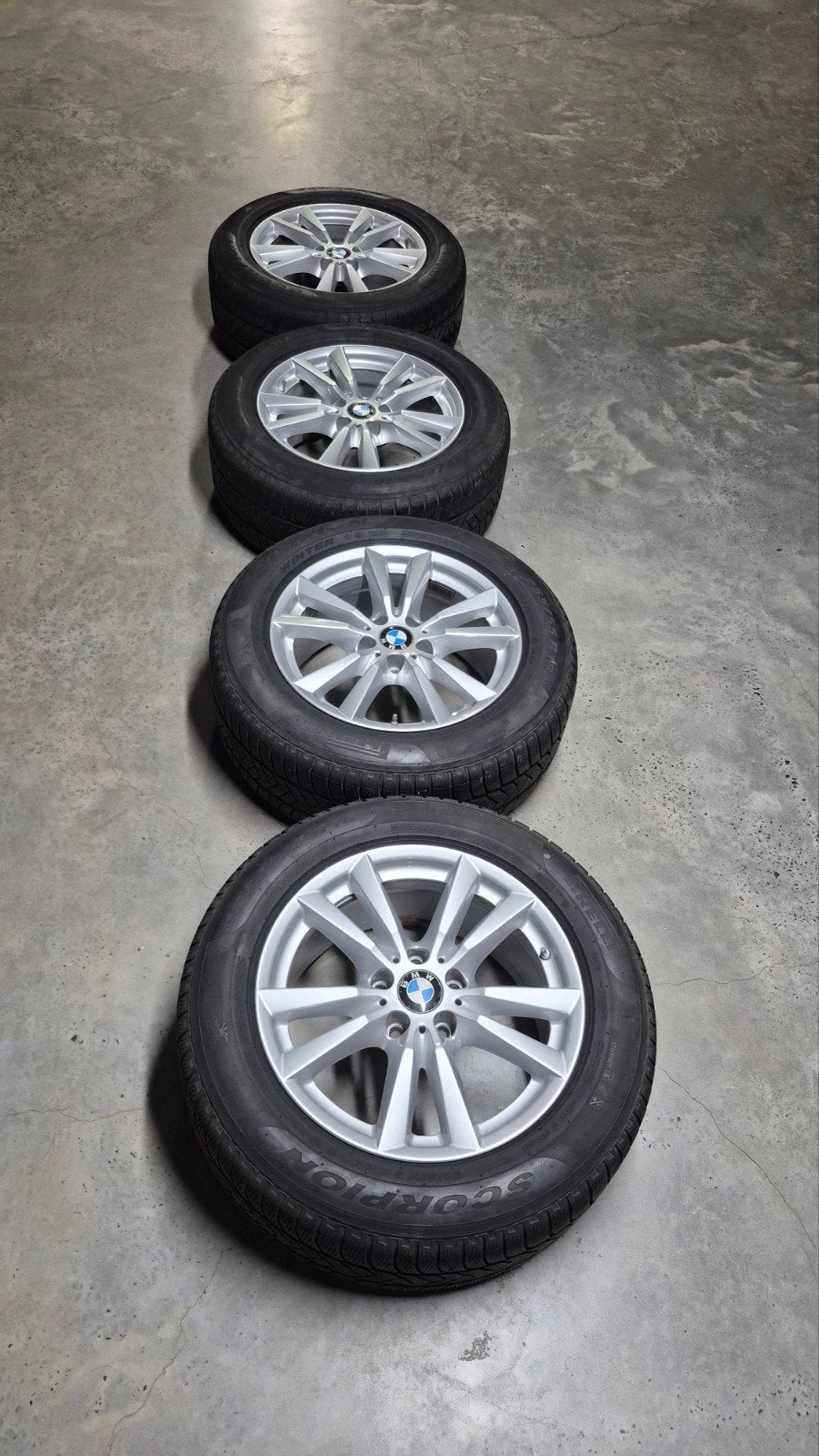 BMW Styling 446 18 pouces d'origine, Autos : Pièces & Accessoires, Neuf, Pneus et Jantes, Pneus hiver, 255 mm