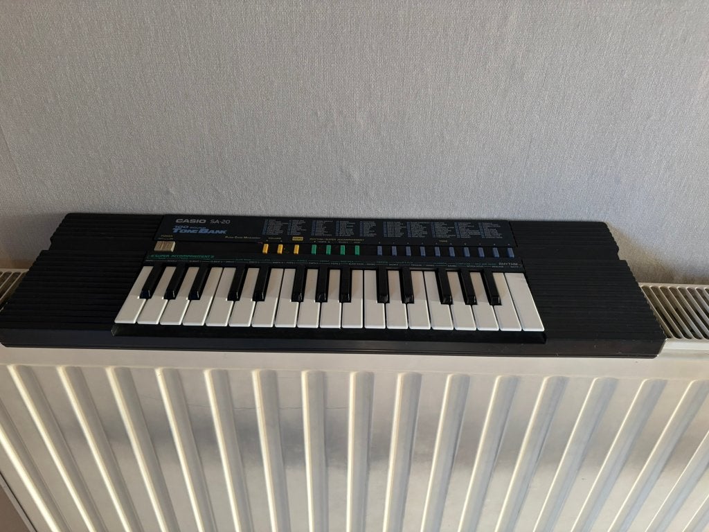Piano Synthétiseur Casio SA-20, Enlèvement, Utilisé, Noir, Piano
