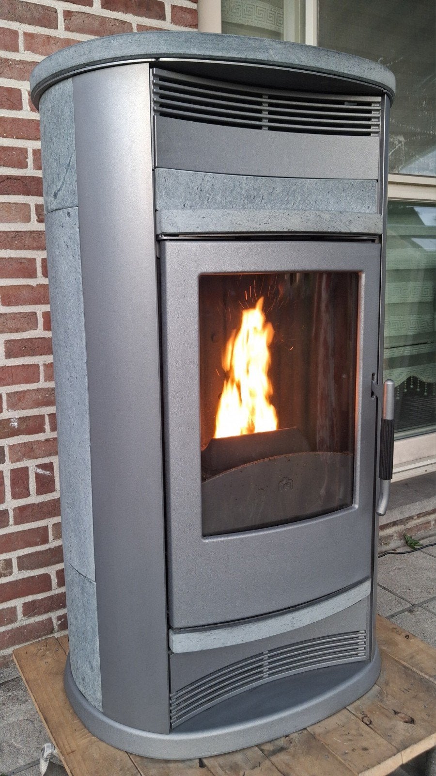 Magnifique Edilkamin polaris 12kw avec stéatite + LIVRAISON, Maison & Meubles, Poêles, Enlèvement, Poêle à granulés
