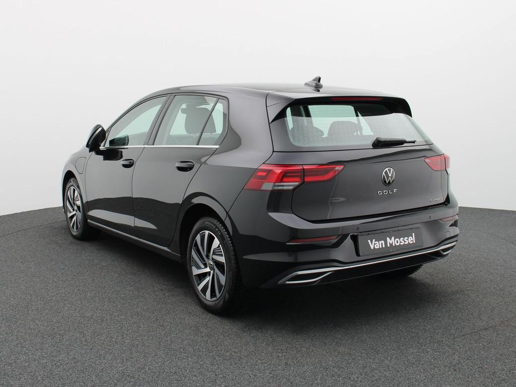 Volkswagen Golf 1.4 PHEV PDC V+A | Camera | Adaptieve Cruise, Auto's, Stof, Gebruikt, 4 cilinders, Zwart