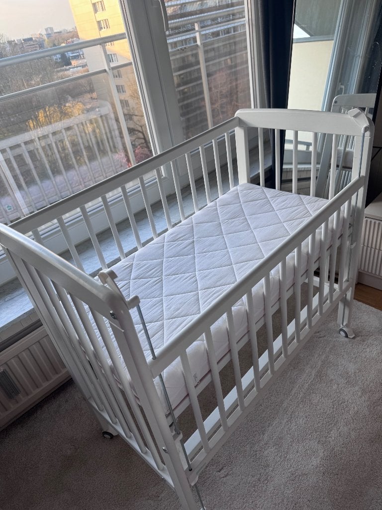 Baby bed, Ophalen, Hoogslaper of Stapelbed, Zo goed als nieuw, Minder dan 140 cm