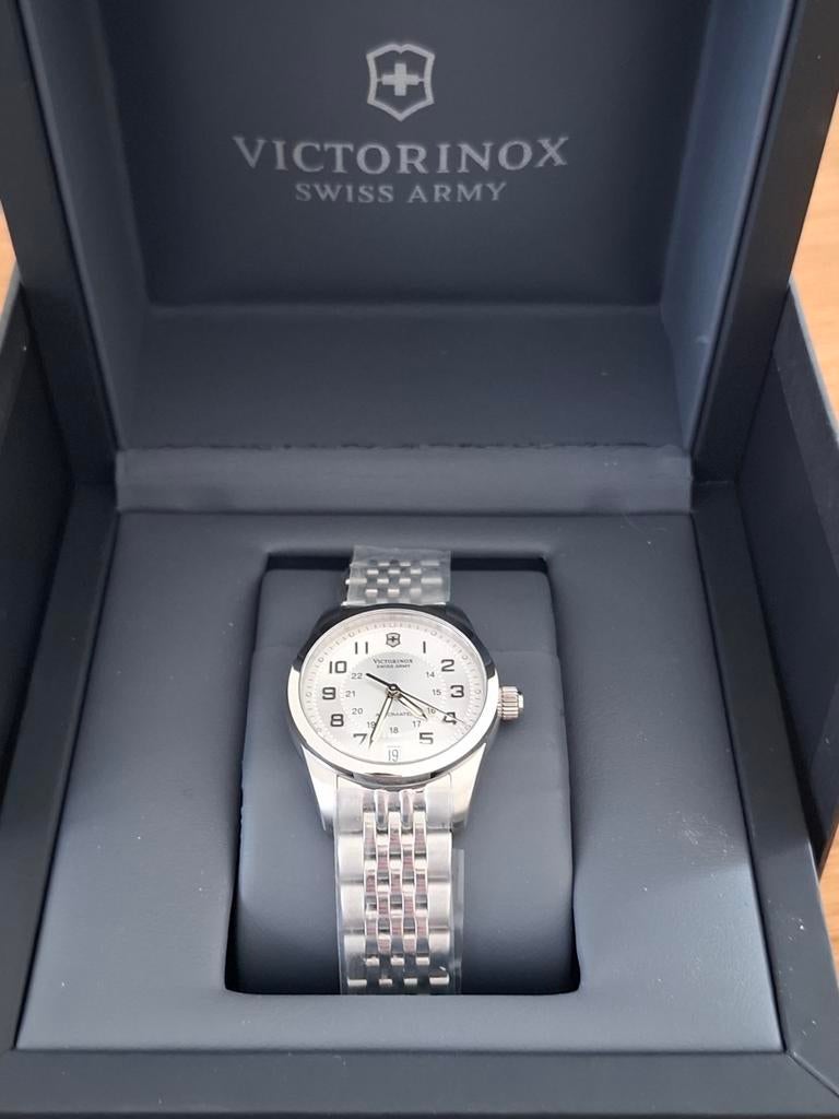 Victorinox Swiss Army Automatic – Dameshorloge |, Ophalen