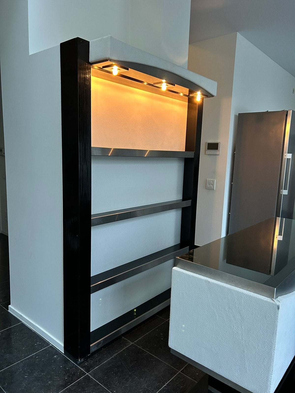 Très beau bar à vendre, Enlèvement, Comme neuf, Y compris les chaises de bar