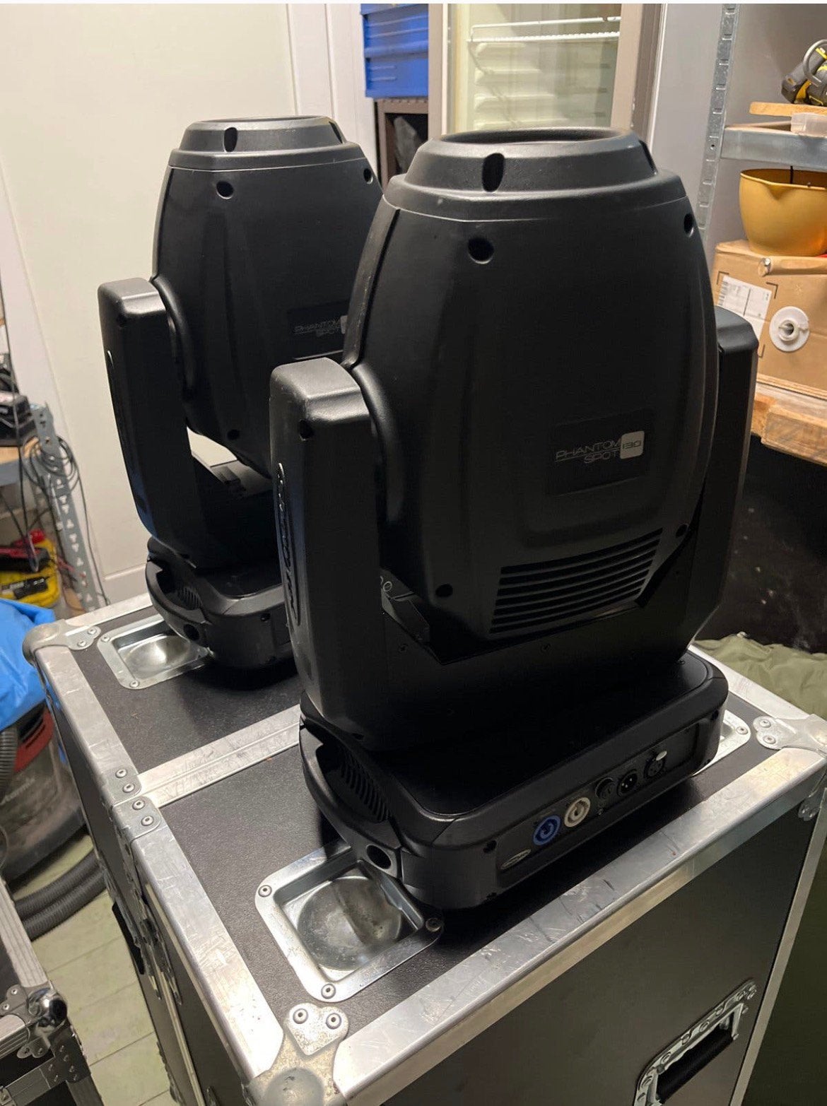 2 keer showtec phantom 130 spot, Musique & Instruments, Enlèvement ou Envoi, Utilisé