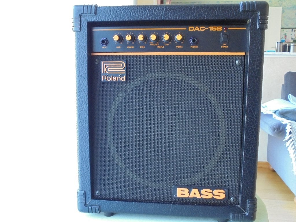 Ampli basse ROLAND BASS, cube compact, 11 kg, PARFAIT ÉTAT, Musique & Instruments, Enlèvement ou Envoi, Utilisé, Électrique