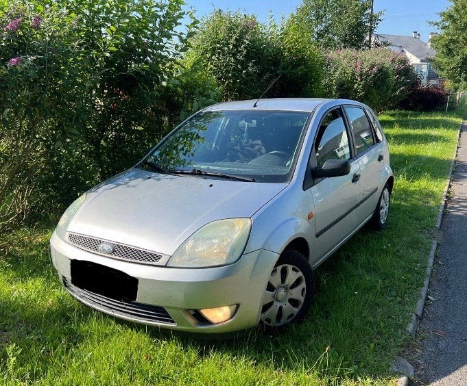 FORD FIESTA 1.4 TDCI DIESEL, Autos, Ford, Argent ou Gris, Achat, Boîte manuelle, 5 portes