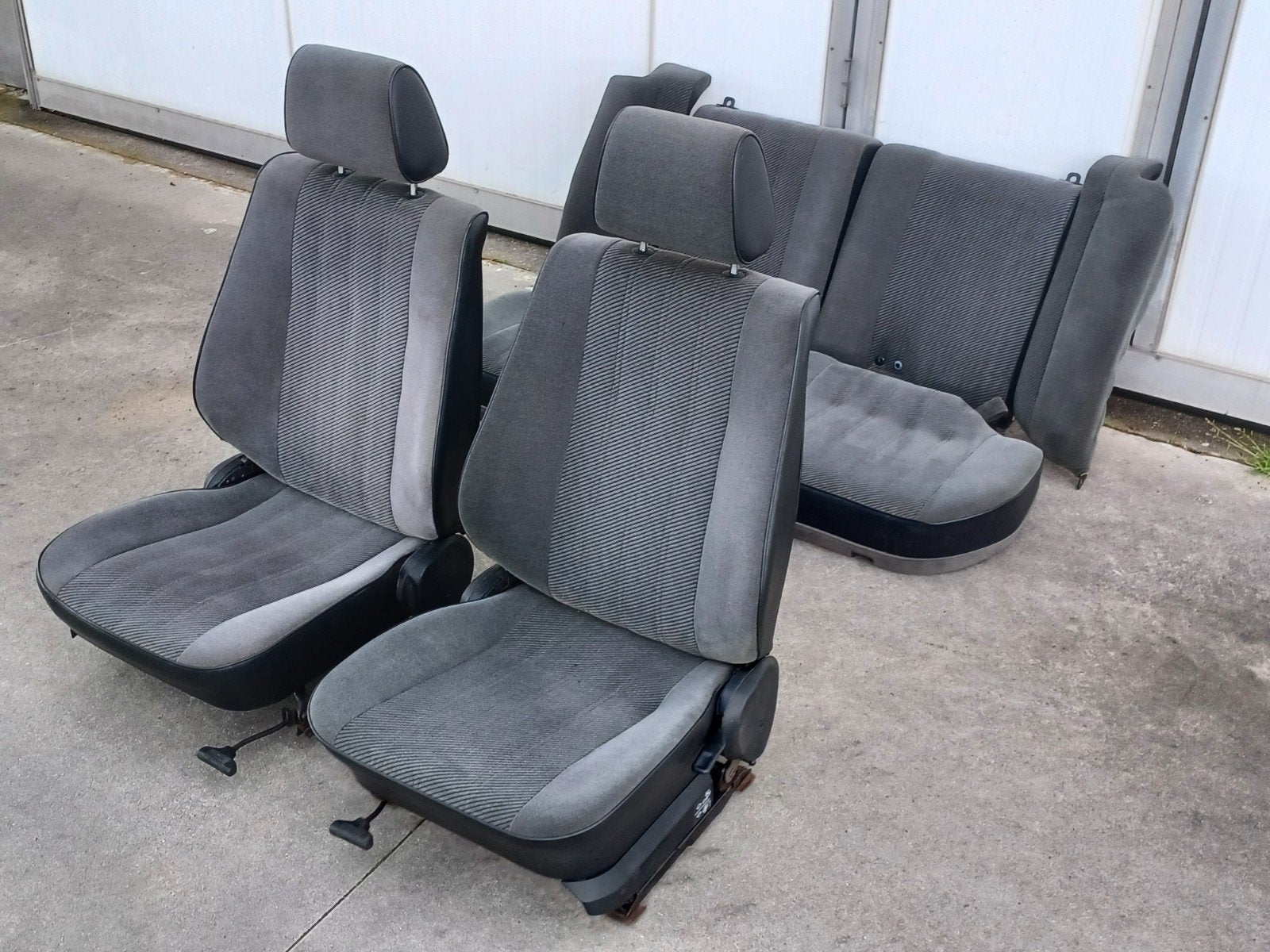 BMW e30 touring interieur / stoelen / achterbank, Auto-onderdelen, Ophalen, Gebruikt, BMW