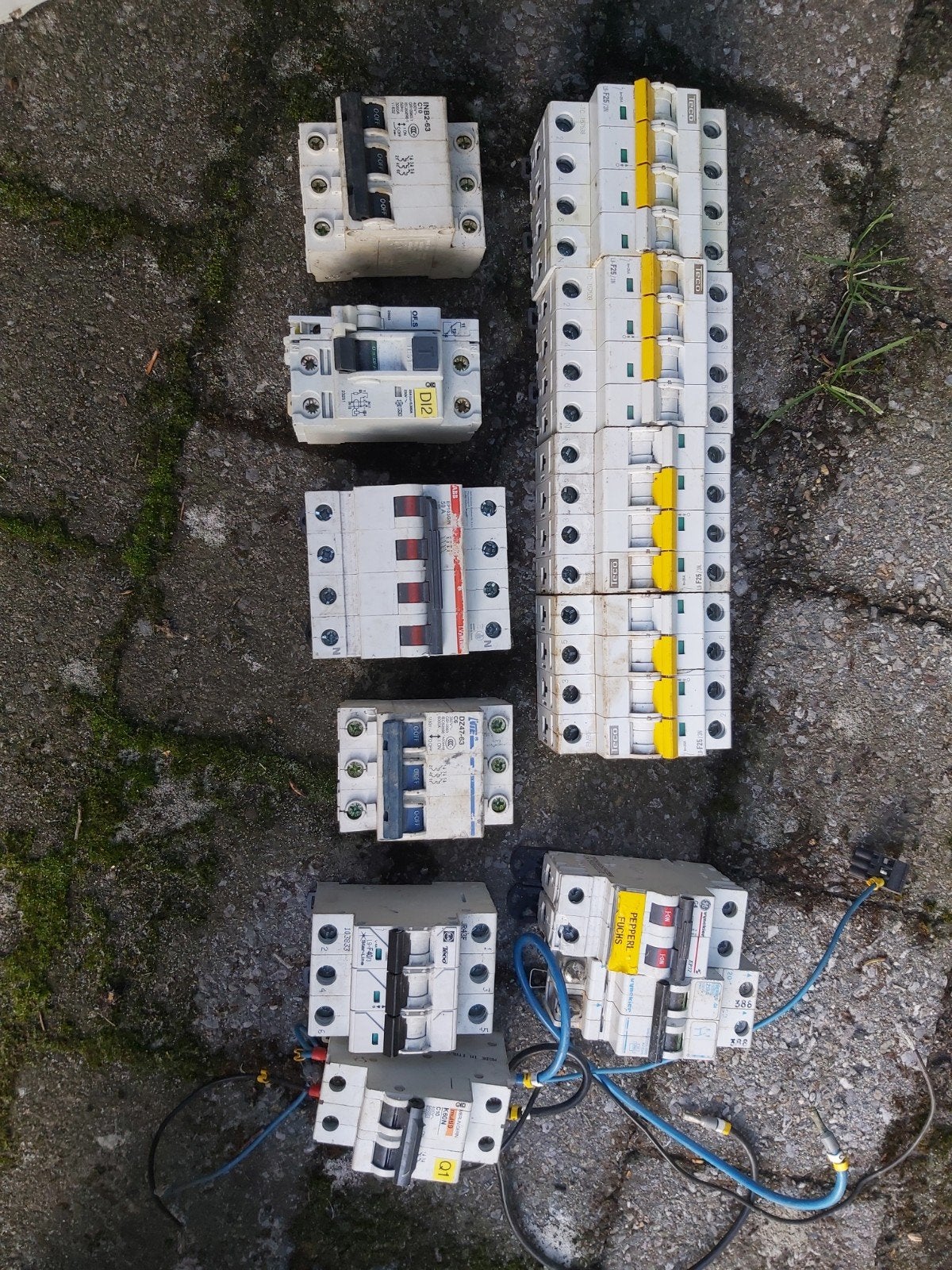 zekering automaat diverse restant, Ophalen