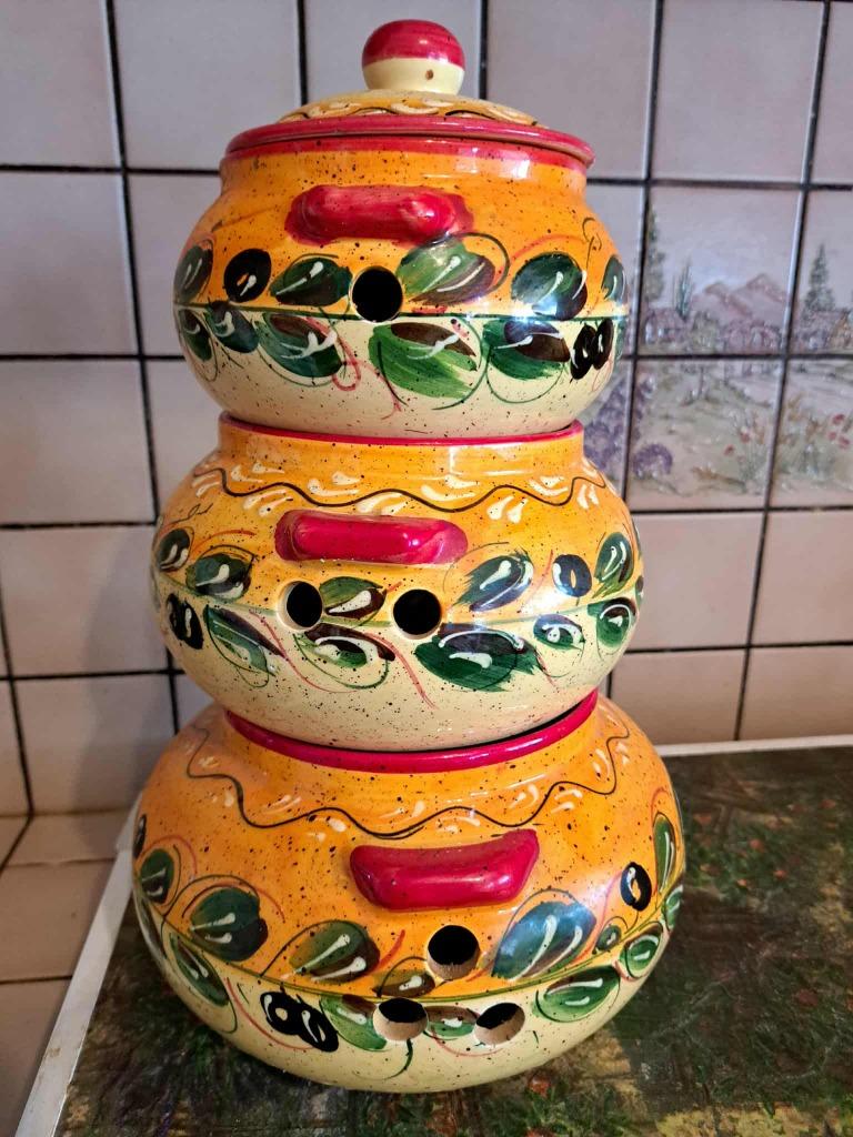 3 beaux pots, Enlèvement