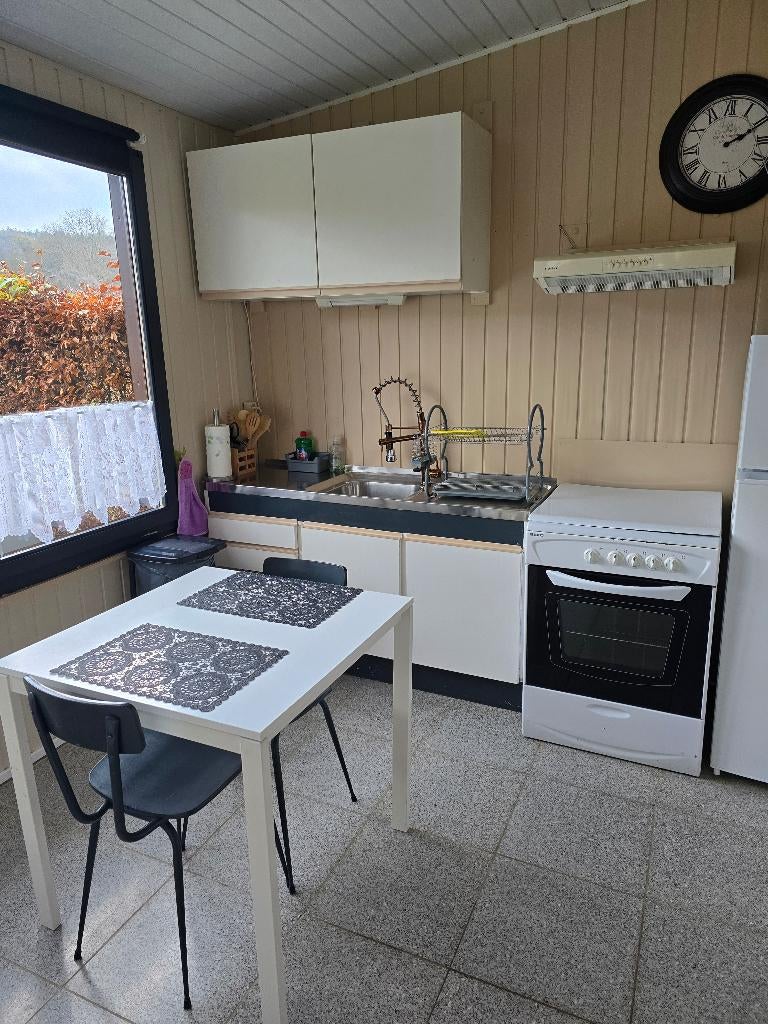 location chalet pour 6 personnes + 1 coin bebe, Propriétaire, Bois/Forêt, Ardennes ou Luxembourg, Lit enfant