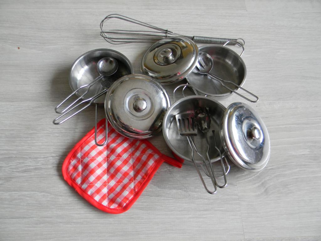 setje potten en pannen speelgoed, Kinderen en Baby's, Ophalen, Gebruikt, Overige materialen, Speelkeuken-accessoire