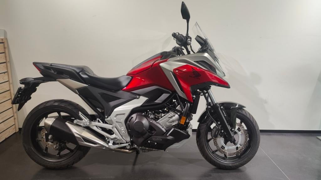 Honda NC 750, Motoren, 750 cc, 2 cilinders, Motorrijbewijs A, Bedrijf