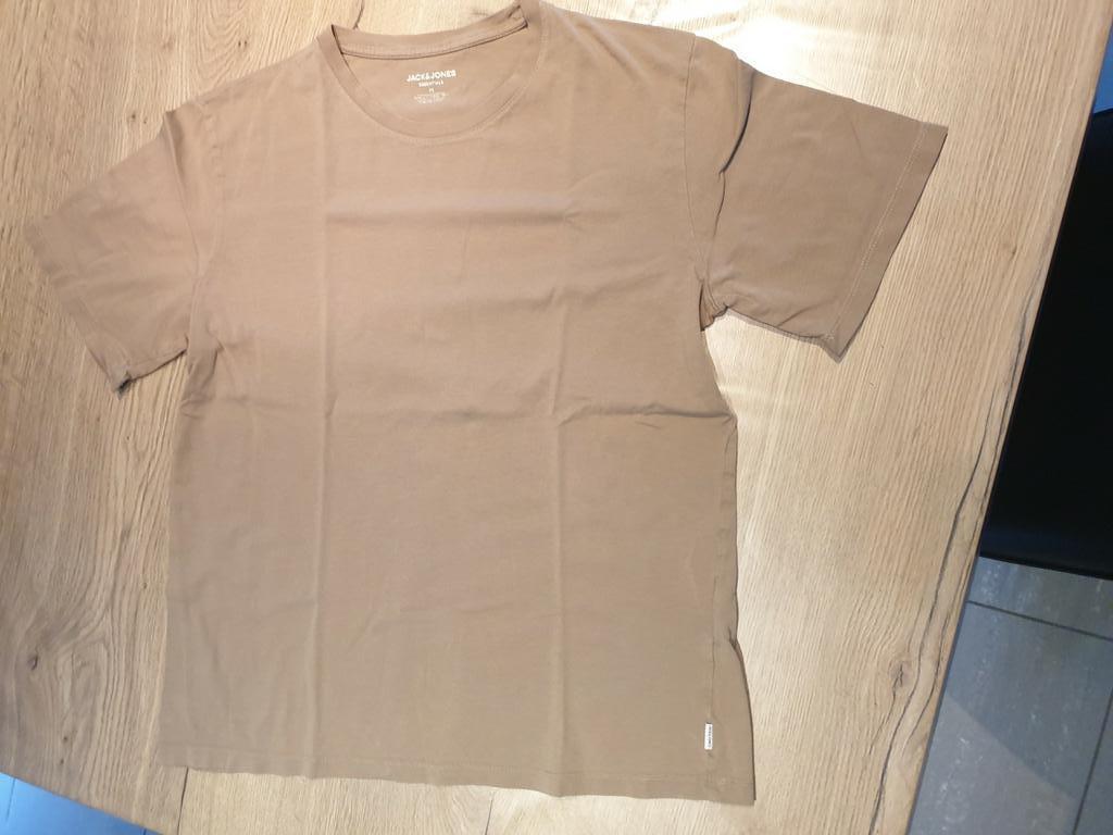 Bruine / beige effen T-shirt Jack & Jones maat Medium, Vêtements | Hommes, T-shirts, Enlèvement ou Envoi, Beige, Jack&Jones, Comme neuf