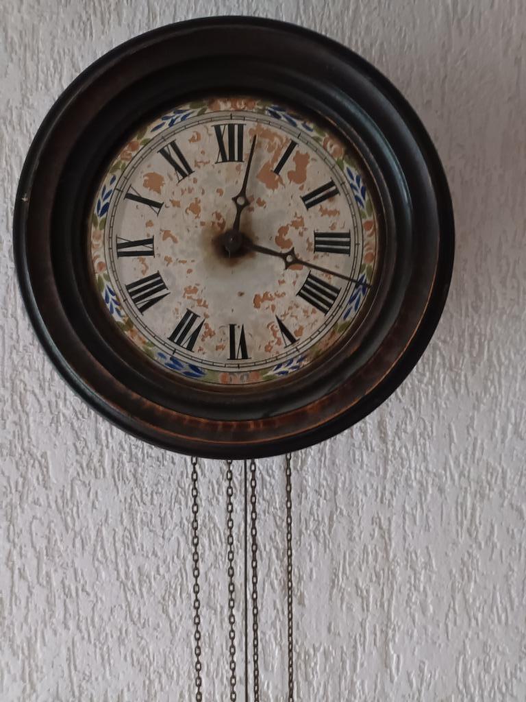 Oude (antieke) wandklok, Huis en Inrichting, Ophalen, Gebruikt, Analoog, Wandklok