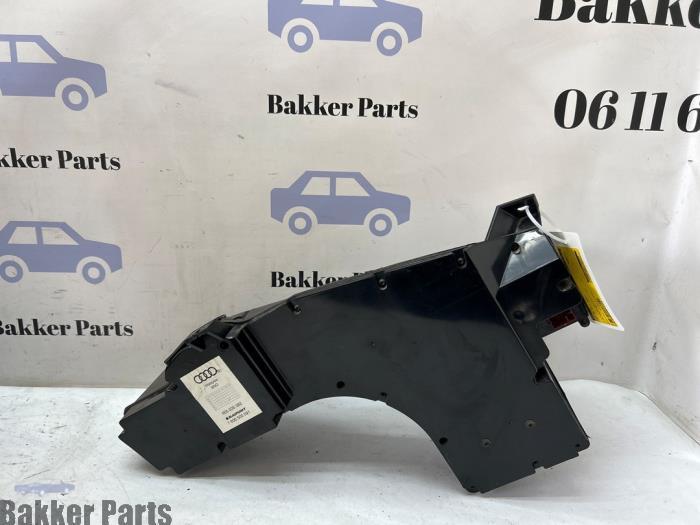 Subwoofer van een Audi A6, Gebruikt, -, -, Audi