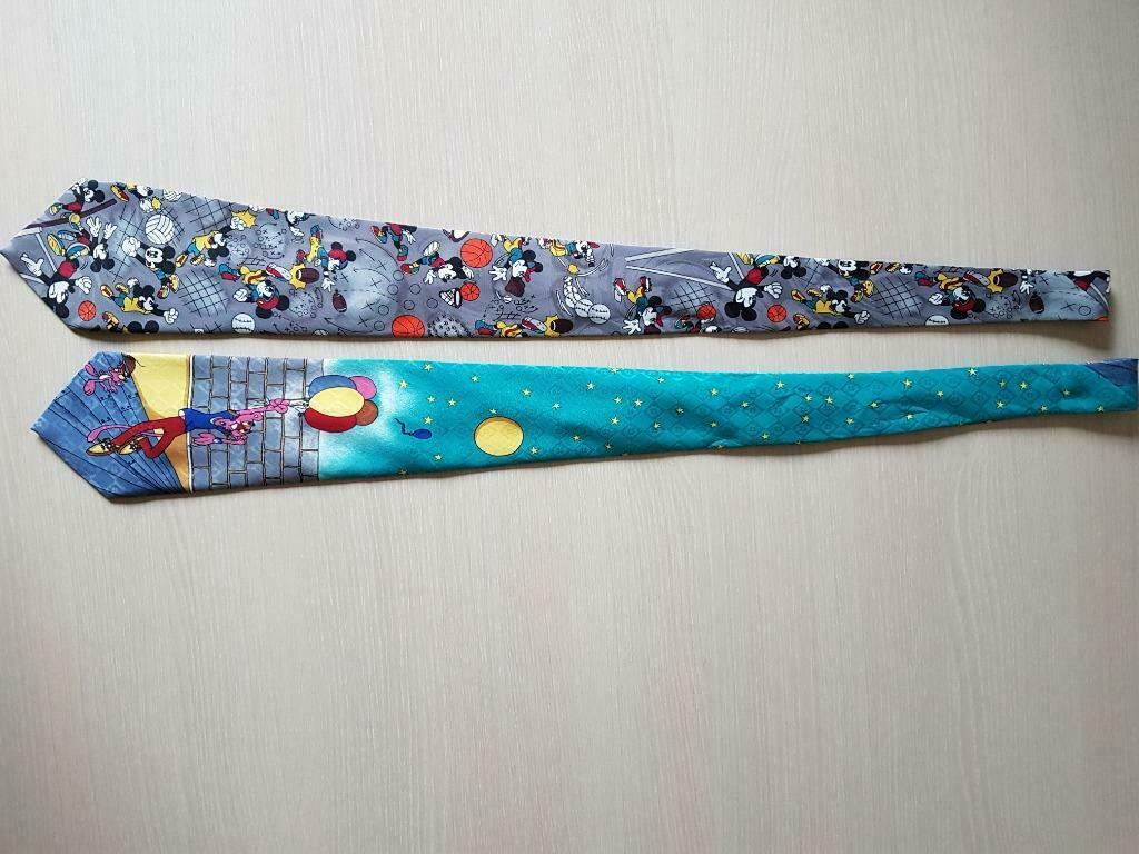 2 zijden dassen met thema Mickey Mouse en Pink Panther., Enlèvement ou Envoi, Comme neuf, MET, À motif