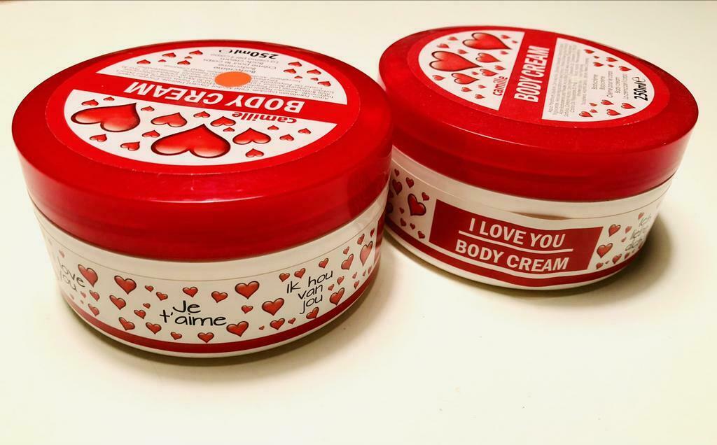 Valentijn!!!! Nieuw bodycreme 2 x 250 ml., Ophalen, Nieuw