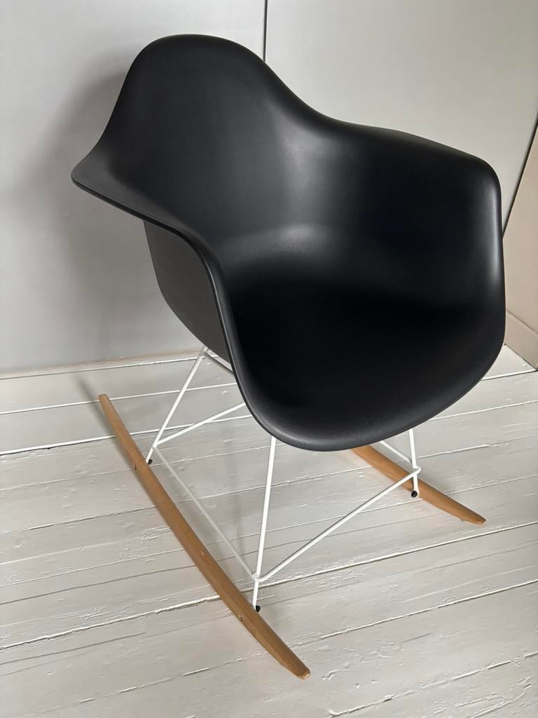Chaise à bascule, Maison & Meubles, Enlèvement, Comme neuf, Noir, Une