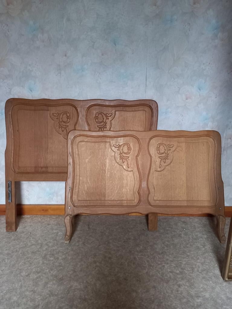 Eikenhouten eenpersoonsbed en boxspring, Antiek en Kunst