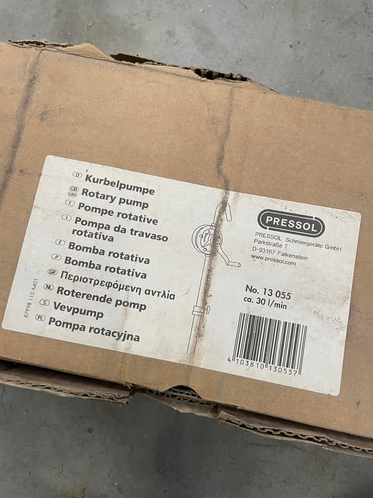 Pressol vatpomp, Ophalen
