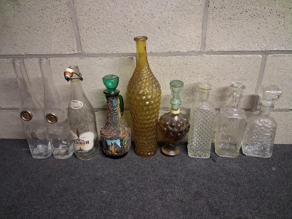 9 flessen samen te koop, Verzamelen, Ophalen, Huis en Inrichting
